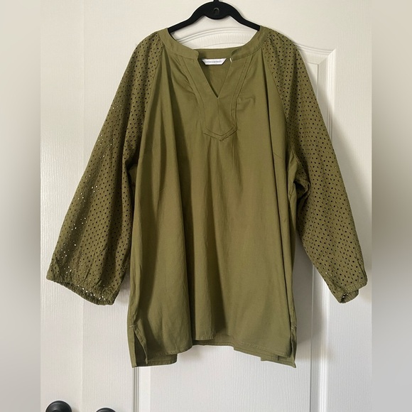 Denim and Co. Canyon Retreat Olive Green Blouse with Eyelet Sleeves Size 3X - Picture 1 of 2